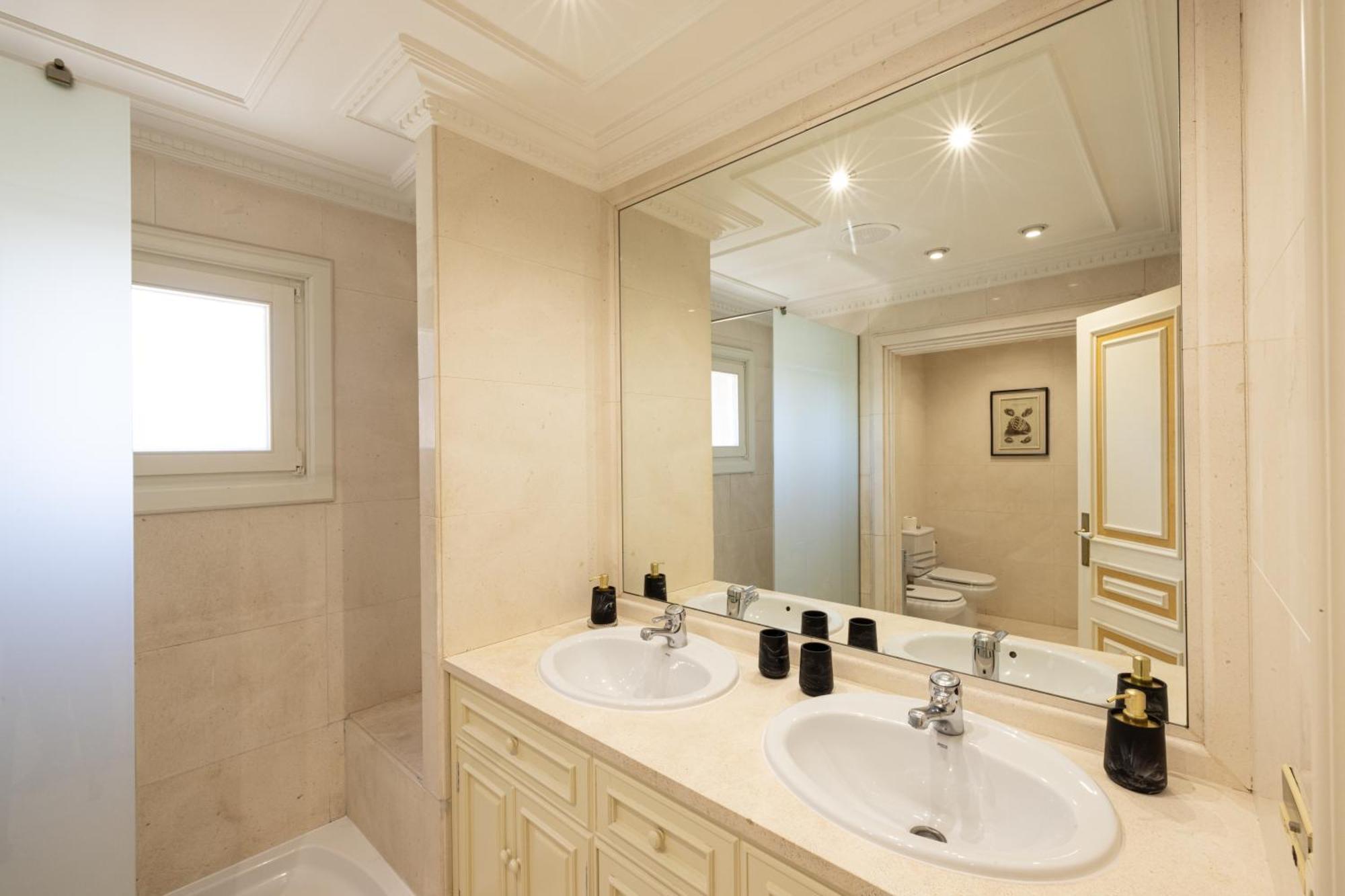 图德拉Casa Con Piscina En El Centro别墅 外观 照片